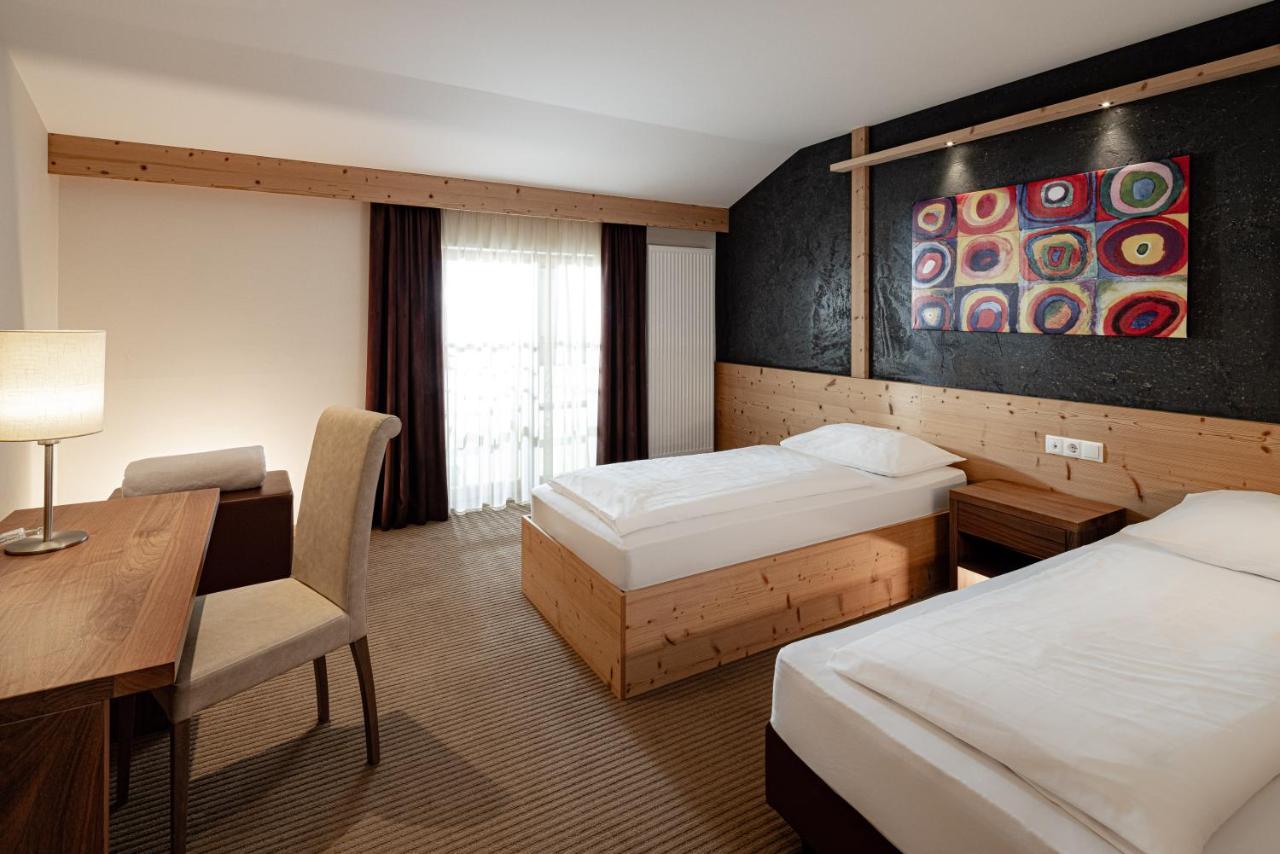 Hotel Masl Valles Zewnętrze zdjęcie