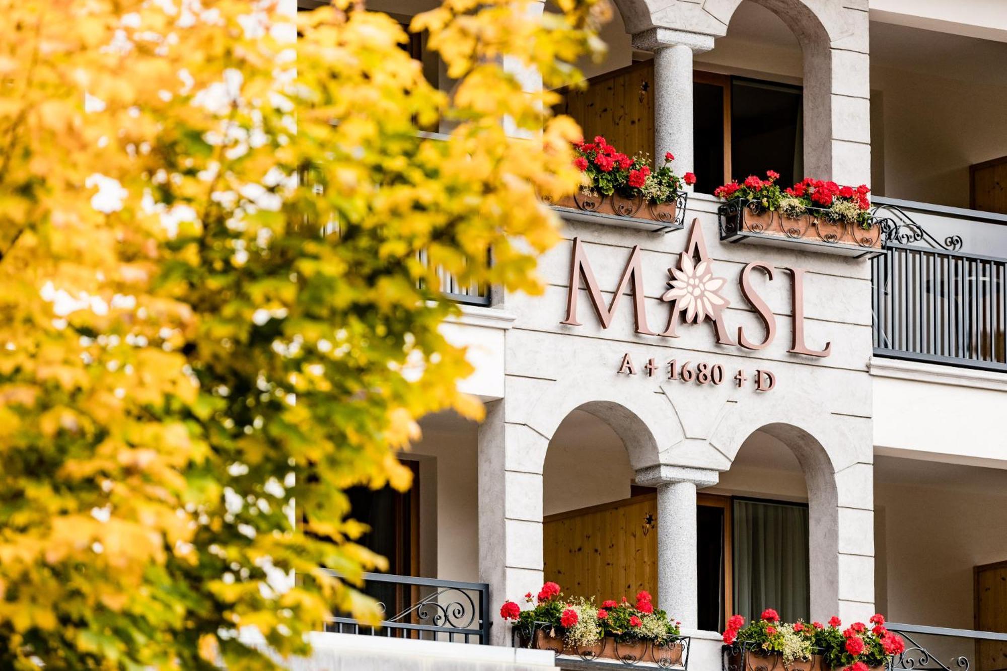 Hotel Masl Valles Zewnętrze zdjęcie